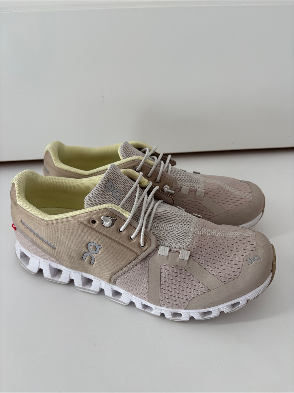 On Cloud 5 Haze Sand Tan Running Walking Sneakers Shoes Women’s Size 8 Rare